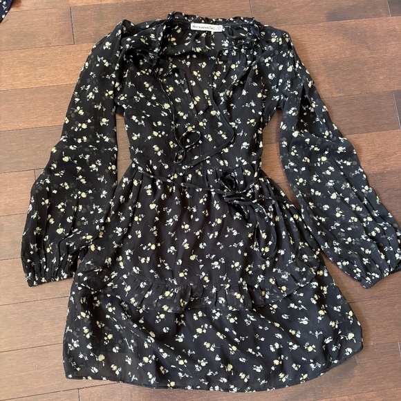 Abercrombie & Fitch long sleeve mini dress - Picture 1 of 3